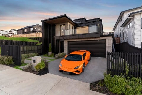 12 Grand Ridge Avenue, Flat Bush, Auckland