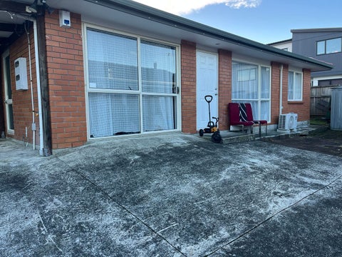 12 Medina Place, Half Moon Bay, Auckland