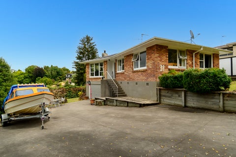 31 Glenn Terrace, Otumoetai, Tauranga