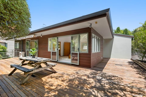 16G Cathedral Place, Parnell, Auckland