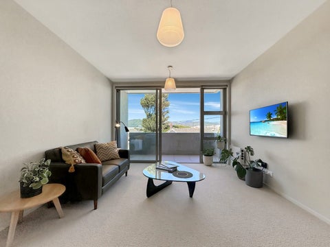 201/2 Campbell Terrace, Petone, Lower Hutt