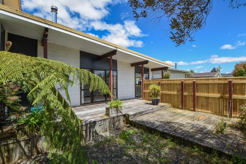 10 Leeds Place, Solway, Masterton
