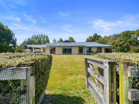 12 Hawkins Drive, Martinborough, Martinborough