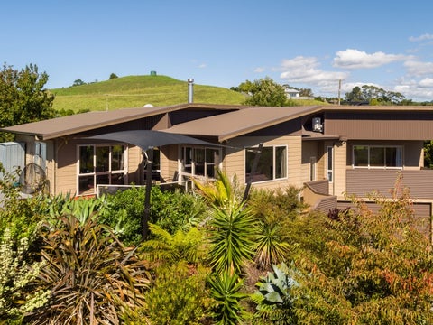 8 Roger Guy Place, Welcome Bay, Tauranga