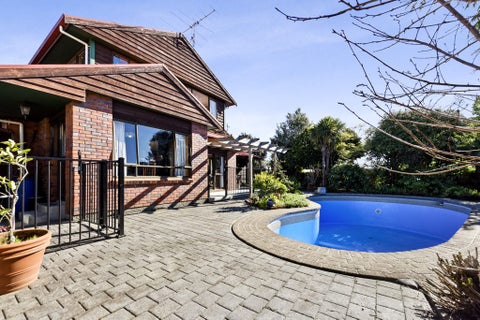 12A Surrey Road, Richmond, Richmond