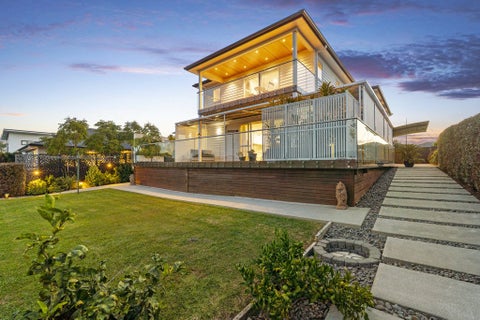 94 Pohutukawa Parade, Riverhead, Riverhead