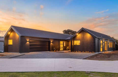 35 Titoki Road, Waikanae Beach, Waikanae