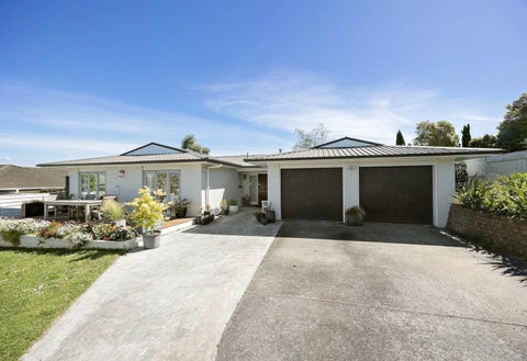 33 Luton Avenue, Sunnyhills, Auckland