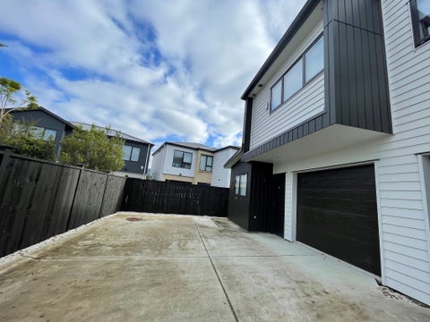 2D Pinero Place, Bucklands Beach, Auckland