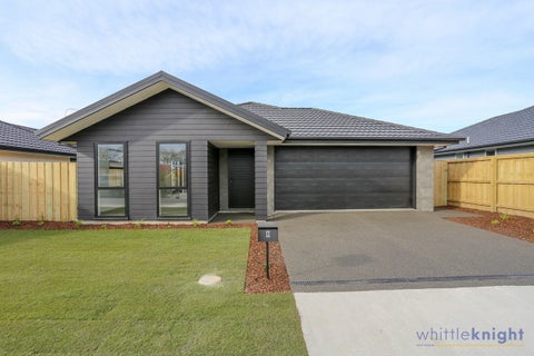 8 Croydon Street, Woodend, Woodend