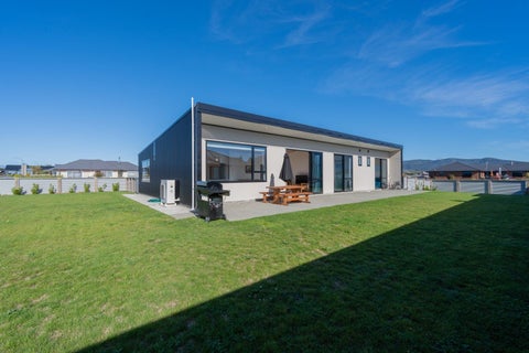 137 Dusky Street, Te Anau, Te Anau