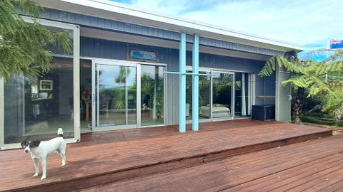 15 Cook Street, Carters Beach, Westport