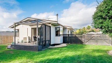 55 Campbell Avenue, Paraparaumu