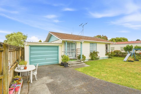 8 Cascade Crescent, Westbrook, Palmerston North