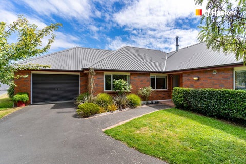8 Jaffray Drive, East Taieri, Mosgiel
