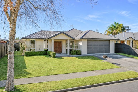 5 Wiltshire Drive, Huntington, Hamilton