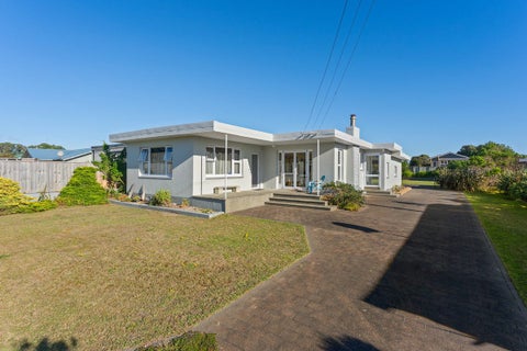 5 Toi Street, Otaki Beach, Otaki