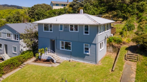 11 Arene Grove, Titahi Bay, Porirua