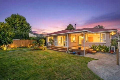 10 Ron Place, Bishopdale, Christchurch