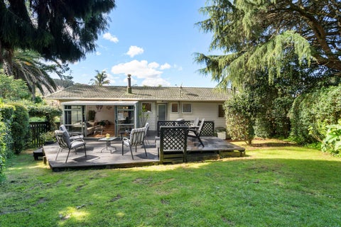 17 Scarlet Drive, Ranui, Auckland