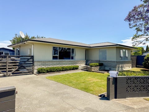 21 Foster Terrace, Onekawa, Napier