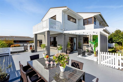 142 Parklands Avenue, Bell Block, New Plymouth