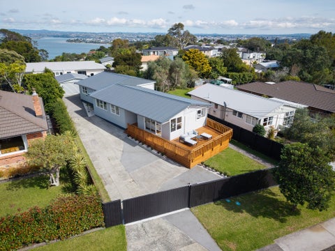 46 Aeroview Drive, Beach Haven, Auckland