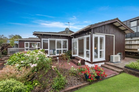 18 Maugham Drive, Bucklands Beach, Auckland