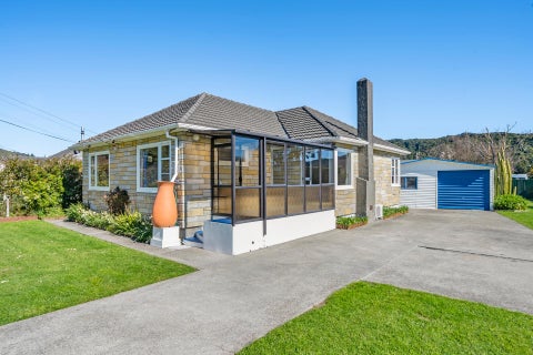 37 Bull Avenue, Wainuiomata, Lower Hutt