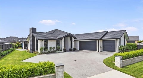 230 Cumberland Drive, Flagstaff, Hamilton