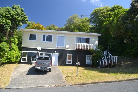 71 Logie Street, Stokes Valley, Lower Hutt
