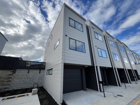 65 Tima Lane, Mangere Bridge, Auckland