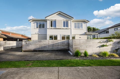 28A INVERNESS RD, Browns Bay, Auckland