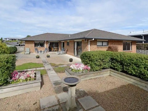 6 Millennium Heights, Flagstaff, Hamilton