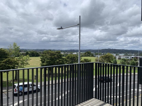 203/4 Rauroa Lane, Hobsonville, Auckland