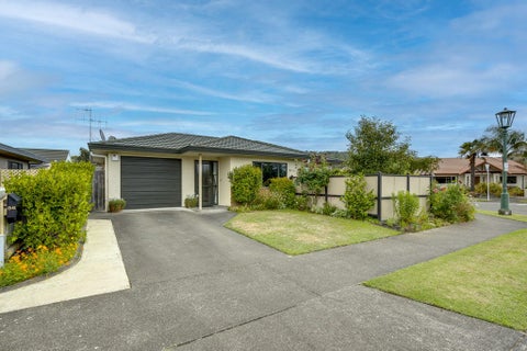 56 Kensington Drive, Taradale, Napier