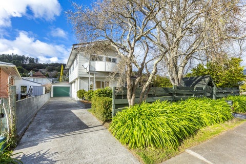 1 Deller Grove, Silverstream, Upper Hutt