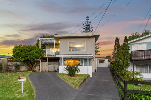11 Rambler Crescent, Beach Haven, Auckland