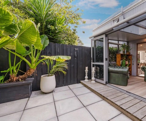4/77 Haverstock Road, Sandringham, Auckland