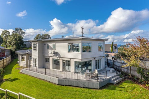 48 Waipa Street, Birkenhead, Auckland