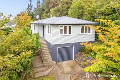 11 Morrison Grove, Stokes Valley, Lower Hutt