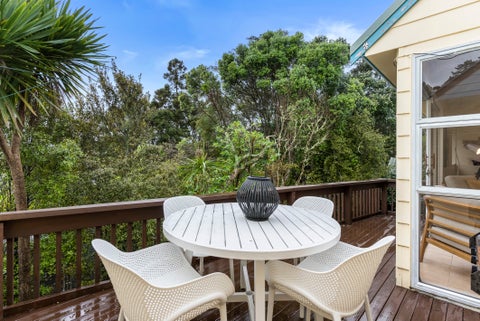 2/5 Karapiti Place, Glen Eden, Auckland