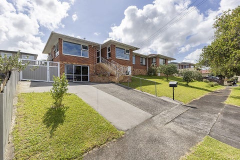 12A Mersey Place, New Windsor, Auckland