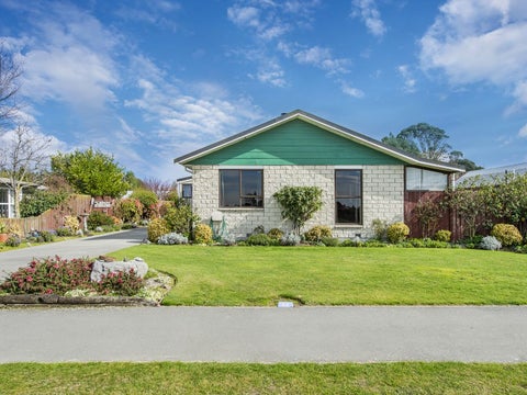 19 Greendale Road, Darfield, Darfield