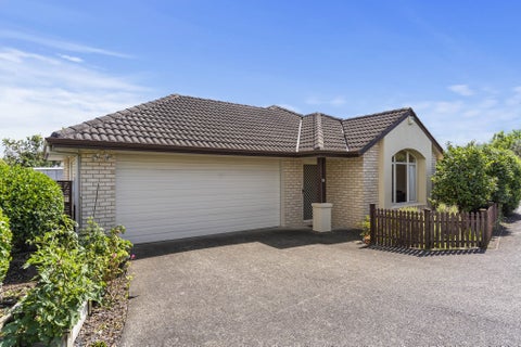 78 Riverton Drive, Randwick Park, Auckland