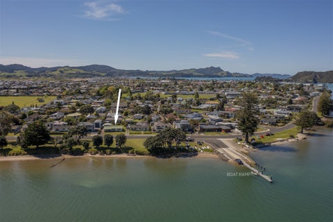 67 Robinson Road, Whitianga