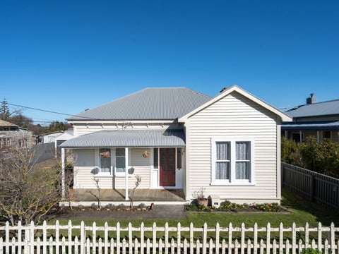 5 Hunia Street, Marton