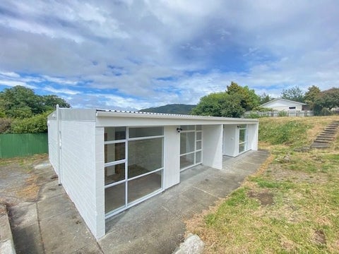 11B Rowe Parade, Wainuiomata, Lower Hutt
