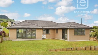 11 Parkgrove Crescent, Pokeno