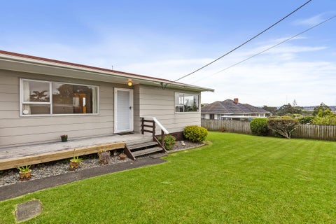 1/57 Amberley Avenue, Te Atatū South, Auckland